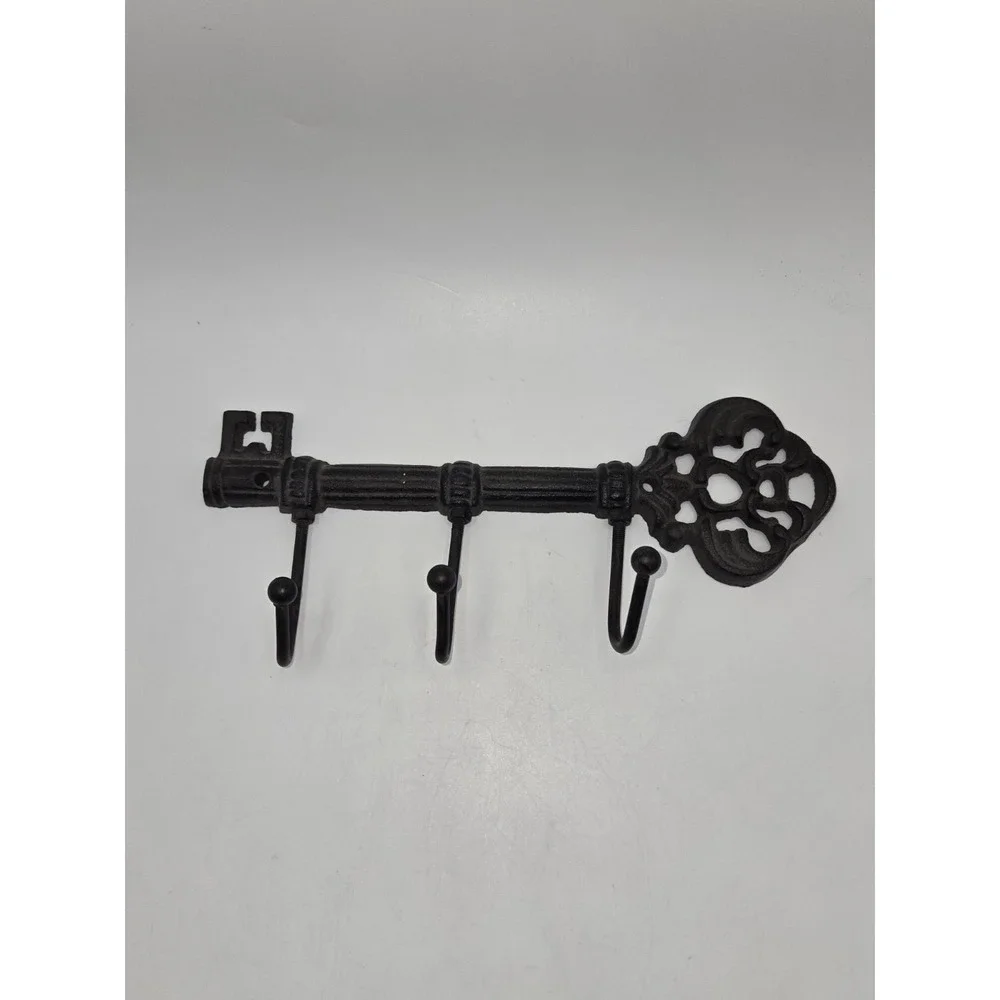 Vintage Cast Iron Skeleton Key Wall Hook Rack 3 Hooks Rustic Farmhouse Decor